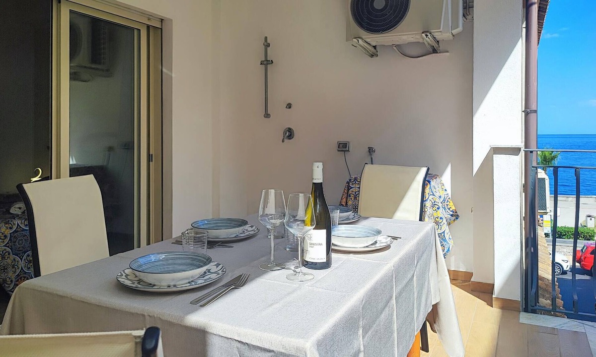Mazzeo Apartment | 1 bedroom gorgeous apartment in Mazzeo