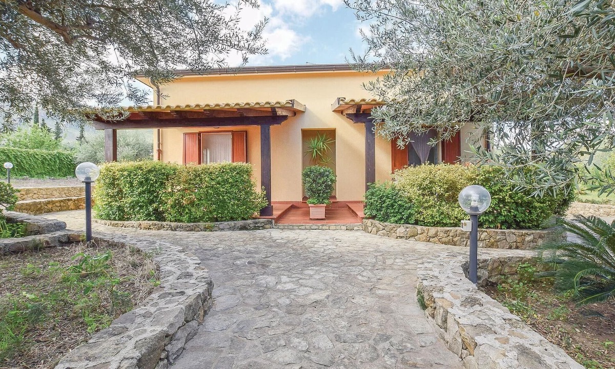 San Nicola l'Arena Apartment | 1 bedroom lovely apartment in San Nicola L'Arena