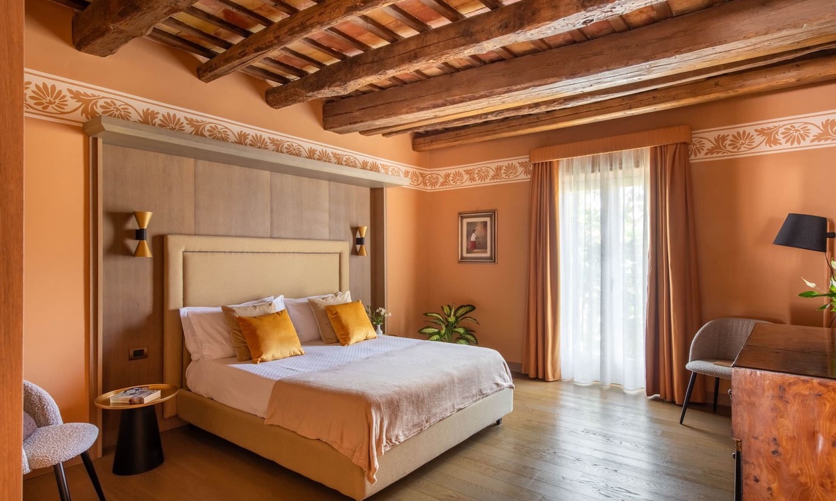Borgo Vecchio Apartment | 109 Carmen Suite