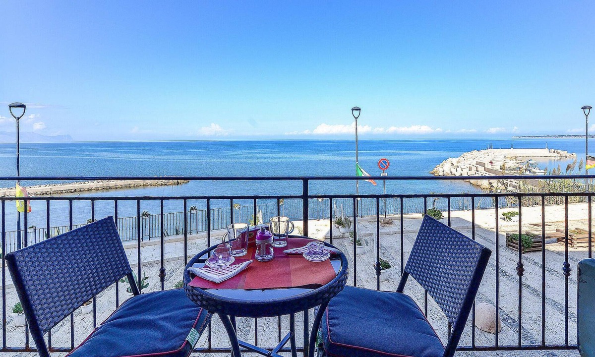 Trappeto Apartment | 2 bedroom amazing apartment in Trappeto