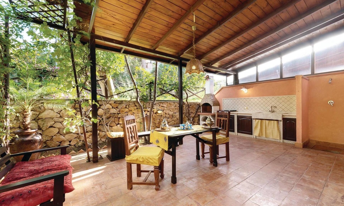 Custonaci House | 2 bedroom beach front home in Cornino (TP)