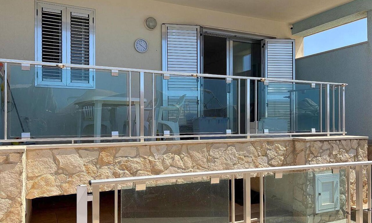 Casuzze House | 2 bedroom stunning home in Casuzze