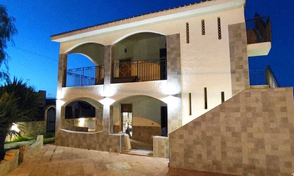 Arenella Villa | 2 Bedroom Villa in Arenella