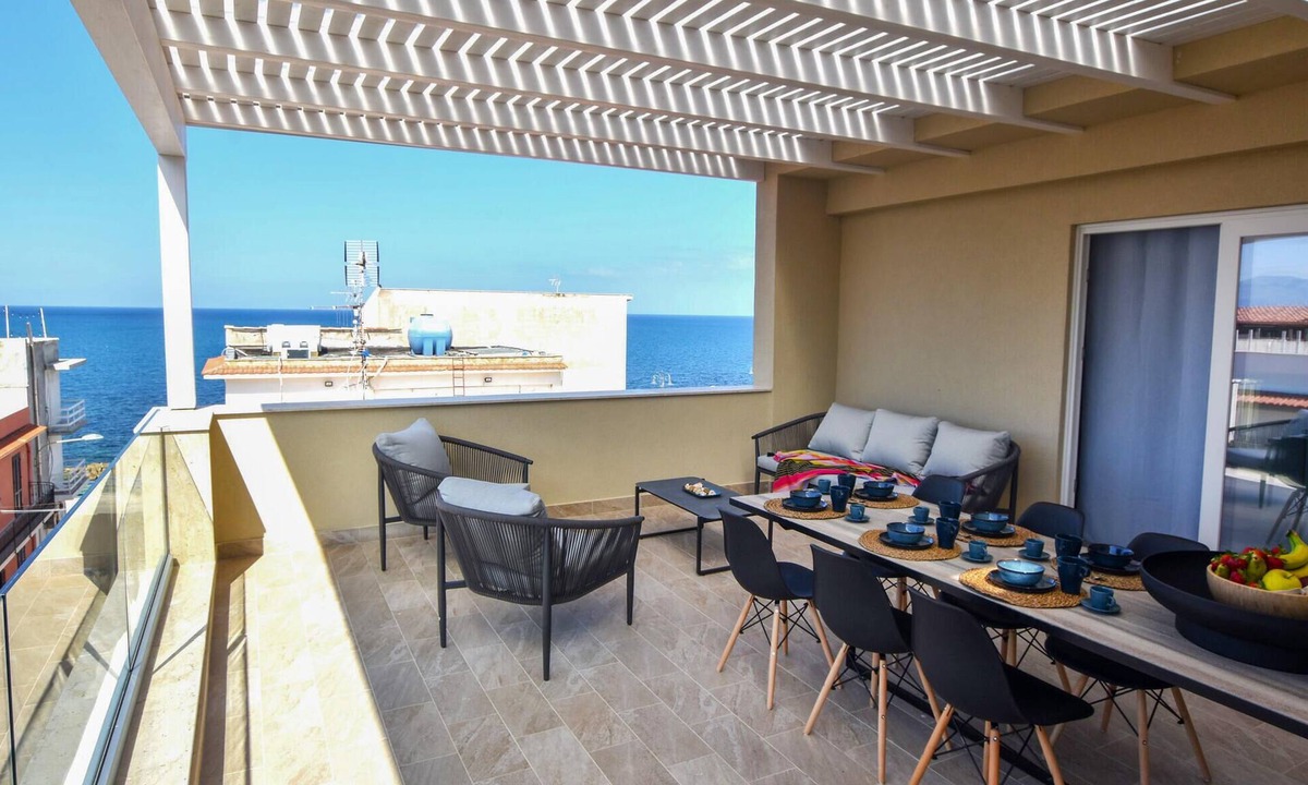 Trappeto Apartment | 3 bedroom lovely apartment in Trappeto