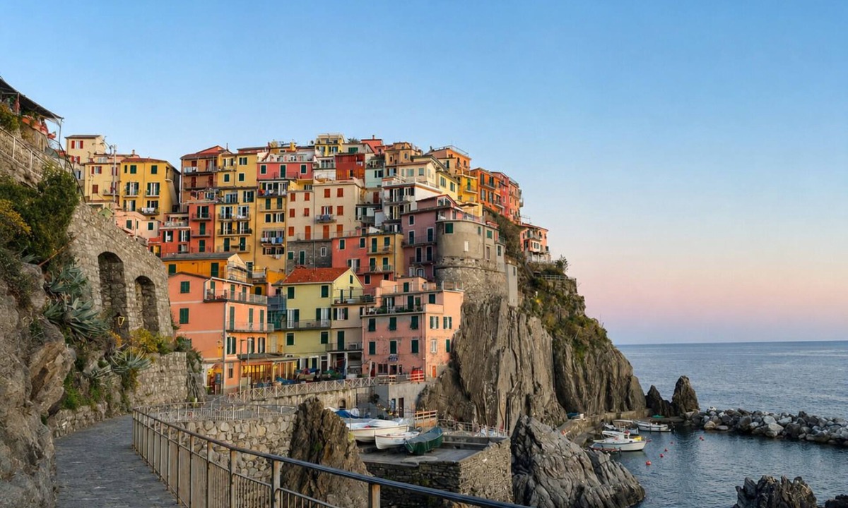 Manarola Apartment | A comfortable 37 sq m studio apartment, perfect for two people but capable of accommodating up to four guests, located in the basement of a building without an elevator (steps required).The property is located in Manarola, one of the most picturesque vil