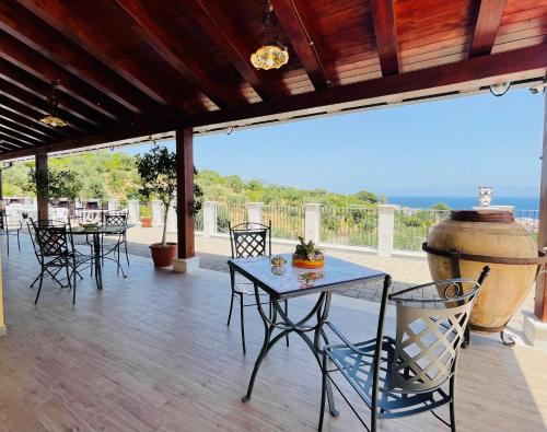Santa Teresa di Riva House | Agriturismo Bella Vista - Da Carmelo