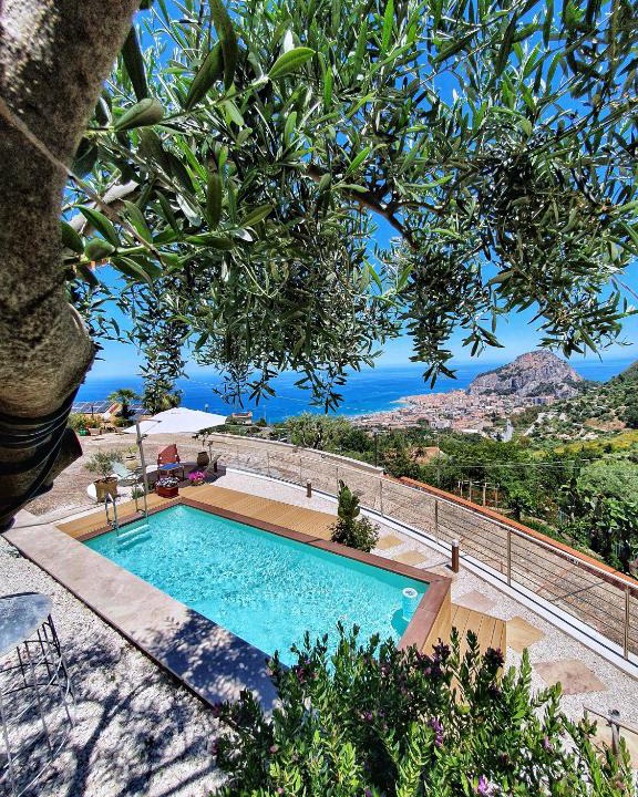 Cefalu Bed & Breakfast | Al 33 Giri