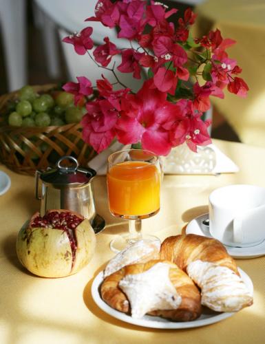 Favignana Hotel | Albergo Bouganville