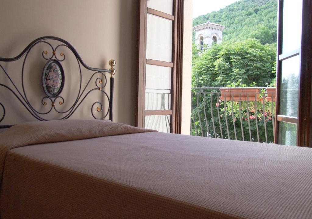 Nocera Umbra Hotel | Albergo La Casa Nel Bosco