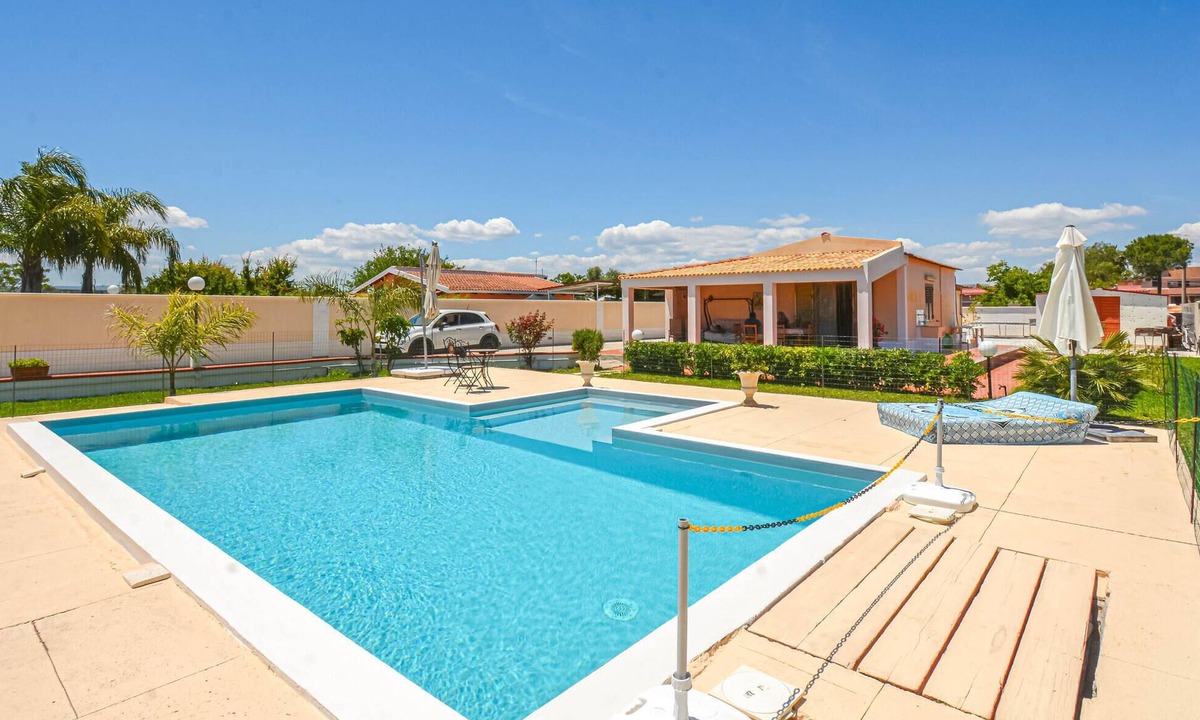 Brucoli House | Amazing home in Brucoli