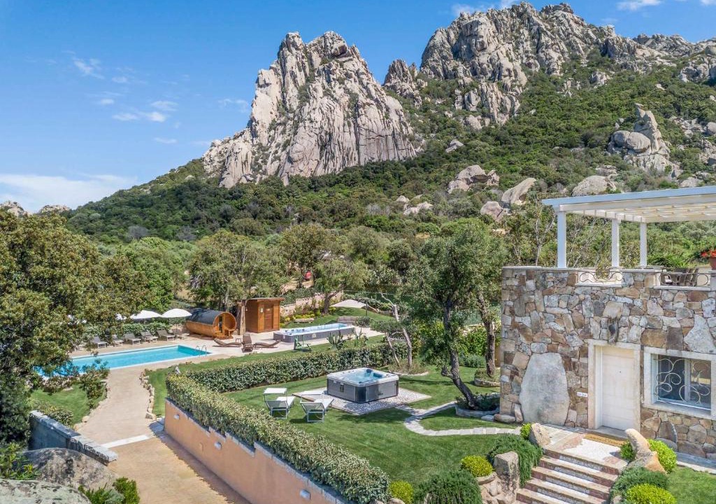 San Pantaleo House | Antica Fonte Holiday Homes