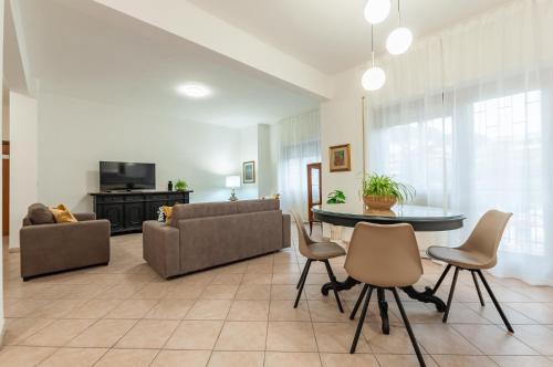 Quartiere XXXIII Lido di Ostia Ponente Apartment | Antille Apartment 700 m dal mare