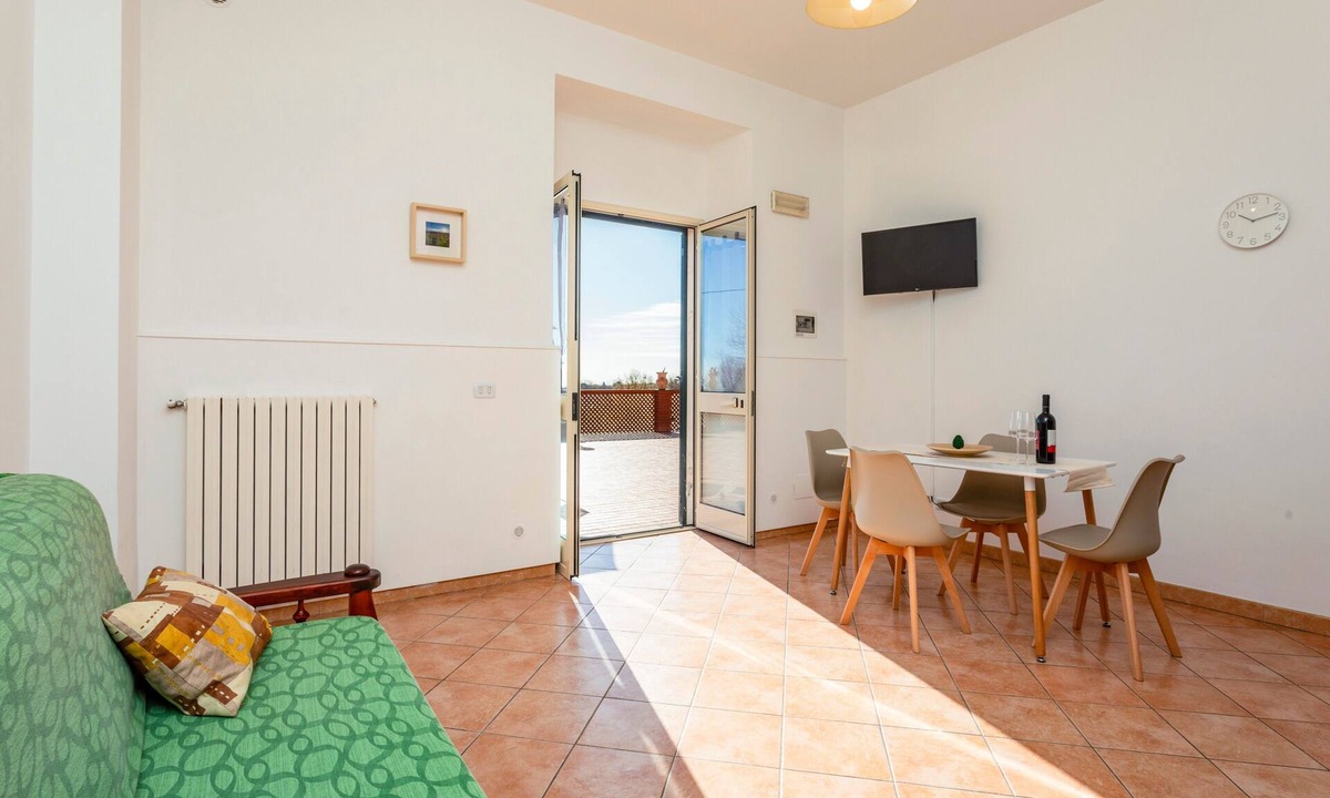 Piedimonte Etneo Apartment | Apartment 'Camia Etna House - Matrimoniale' with Sea View, Wi-Fi and Air Conditioning
