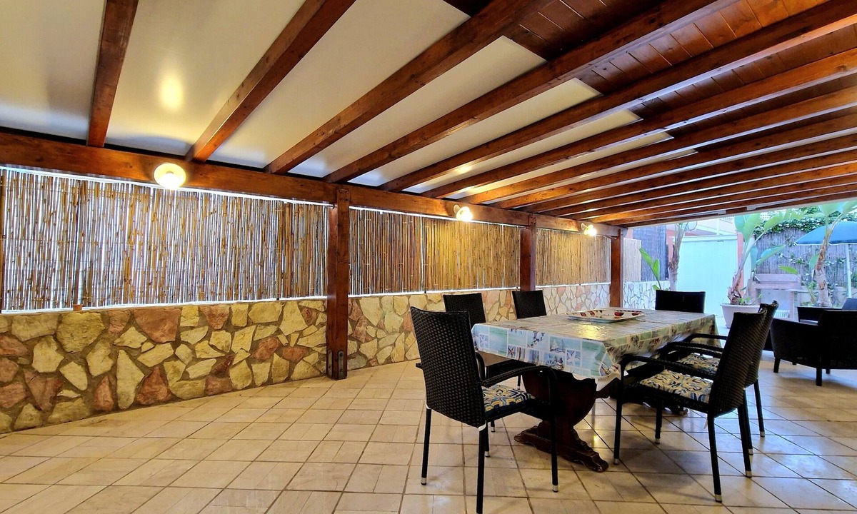 Alcamo Marina Apartment | Apartment 'Casa Alamar' with Private Garden, Wi-Fi and Air Conditioning