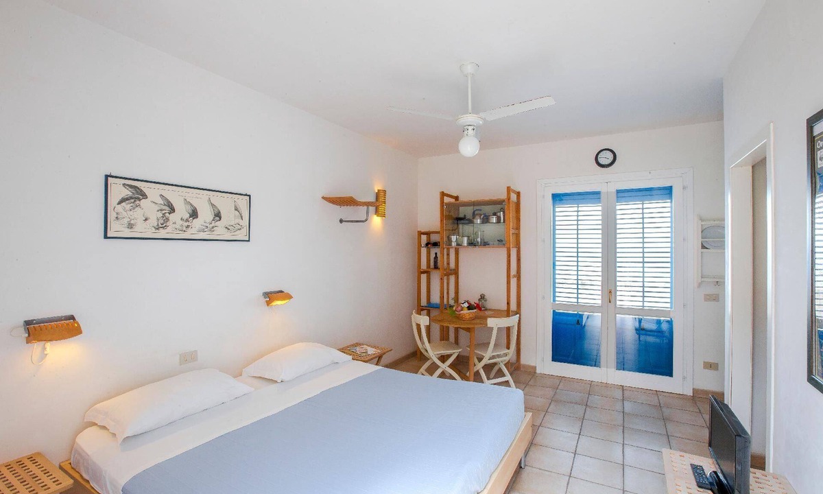 Marettimo Apartment | Apartment in Marettimo with Mediterranean Garden