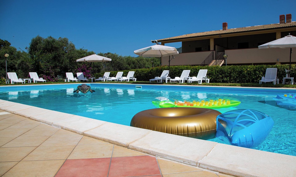 Torrenova Apartment | Apartment in Residence with Pool, Near the Beach