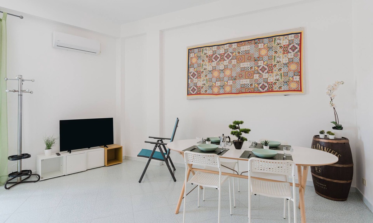 Marinella di Selinunte Apartment | Apartment '2 Camere Da Letto' with Balcony, Wi-Fi and Air Conditioning