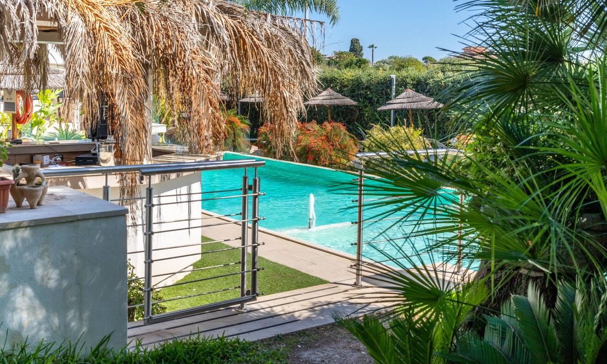 Pozzallo Apartment | Apartment with Panoramic Sea View Terrace