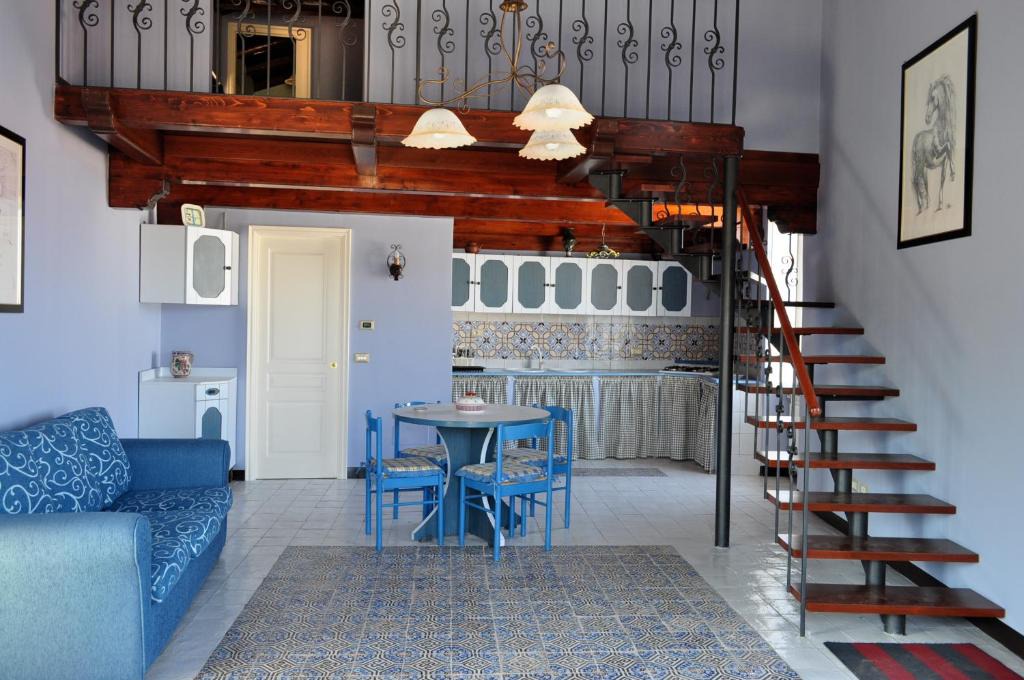 Milazzo Apartment | Appartamenti di Villa Ellizabeth A2 4 posti letto