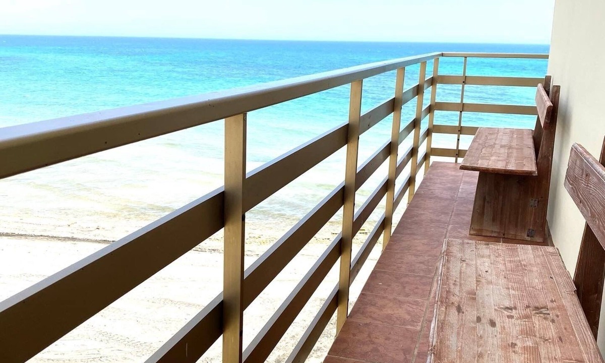 Casalabate Apartment | APPARTAMENTO CON PANORAMA MOZZAFIATO A CASALABATE (LE)