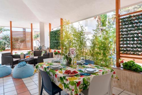 Mazara del Vallo Apartment | Appartamento in Villa Tulipano