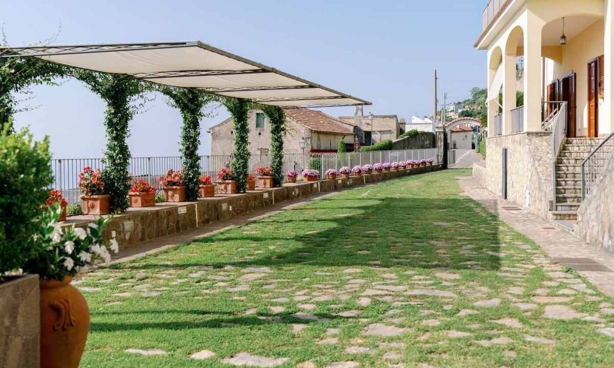Scala Apartment | Apt Anna in Villa Laura near Ravello
