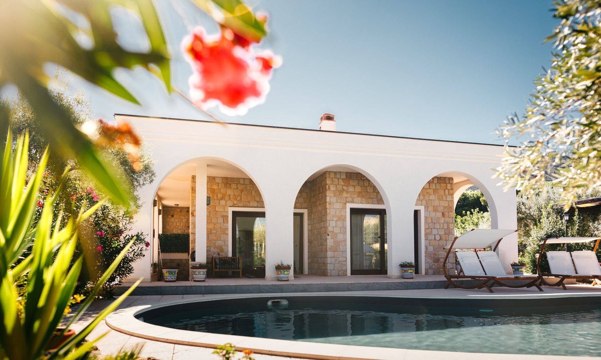 Mazzaforno House | Archi Bianchi
