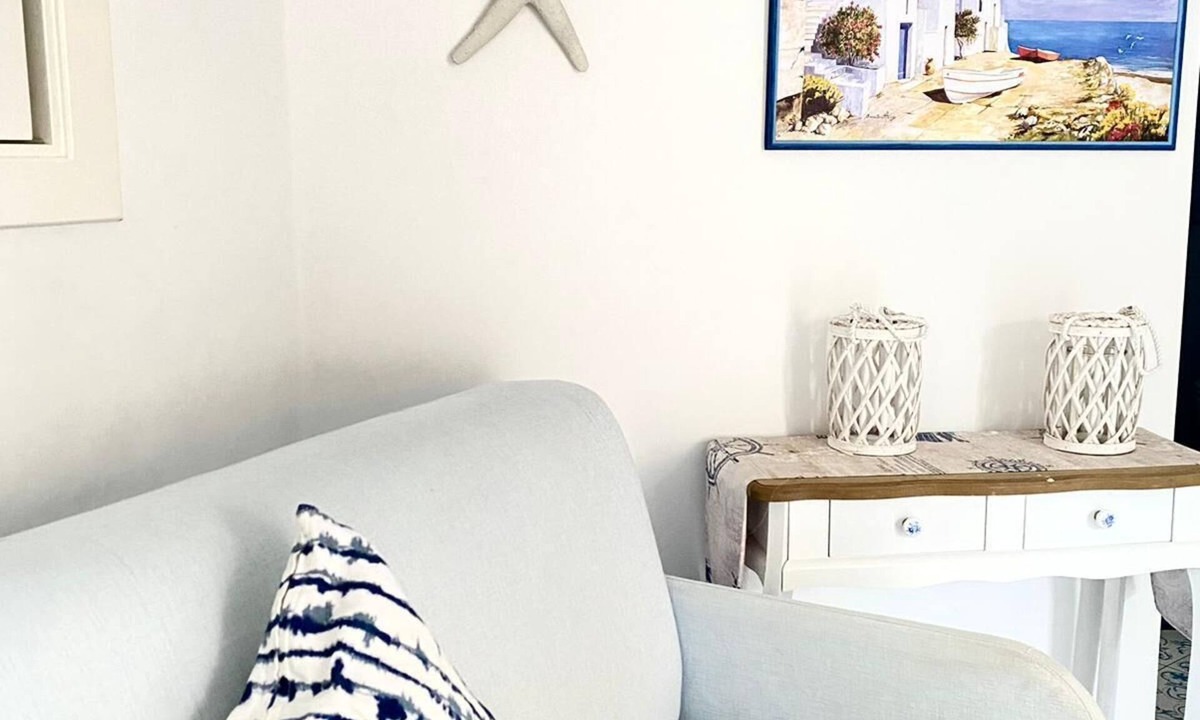 Lacco Ameno House | Arime Apartment Elegance and Tradition a Stone's Throw from the Sea"