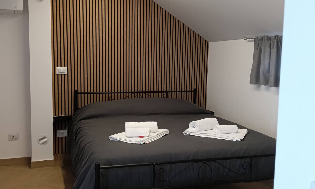 Zafferana Etnea Apartment | At Gigi's house attic