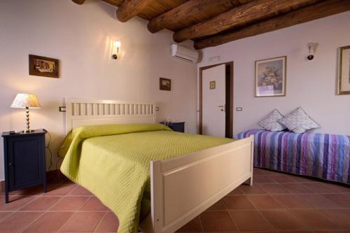 Marigliano Bed & Breakfast | B&B Corte Catalana