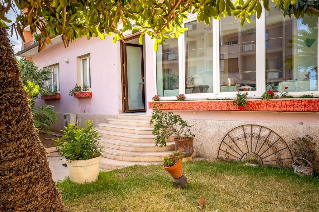 Grottasanta Bed & Breakfast | B&B Cumpari Turiddu