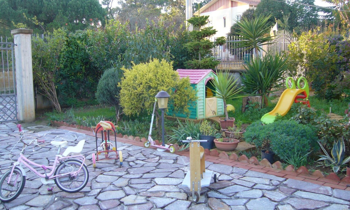 Caltanissetta Villa | B&B S. ELIA GREEN room: ENCHANTING VILLA IMMERSED IN THE HISTORICAL DUBINI PARK