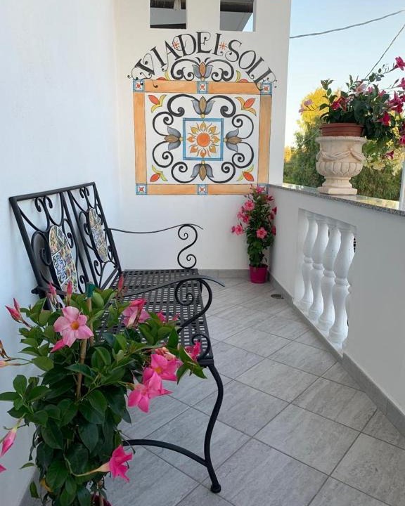 Jonadi Bed & Breakfast | B&B Via del Sole