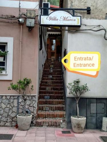 Giardini Naxos Bed & Breakfast | B&B Villa Maria