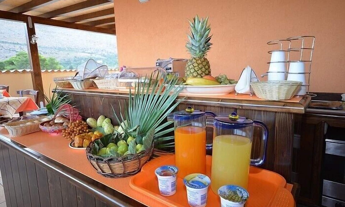 Castelluzzo Bed & Breakfast | Baia Santa Margherita B&B