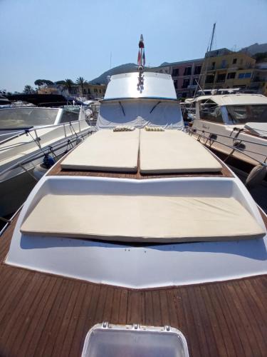 Succhivo Boat Rental | Barca Brezza Marina