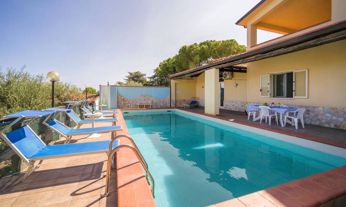 Trabia House | Beach front home in Trabia -PA-