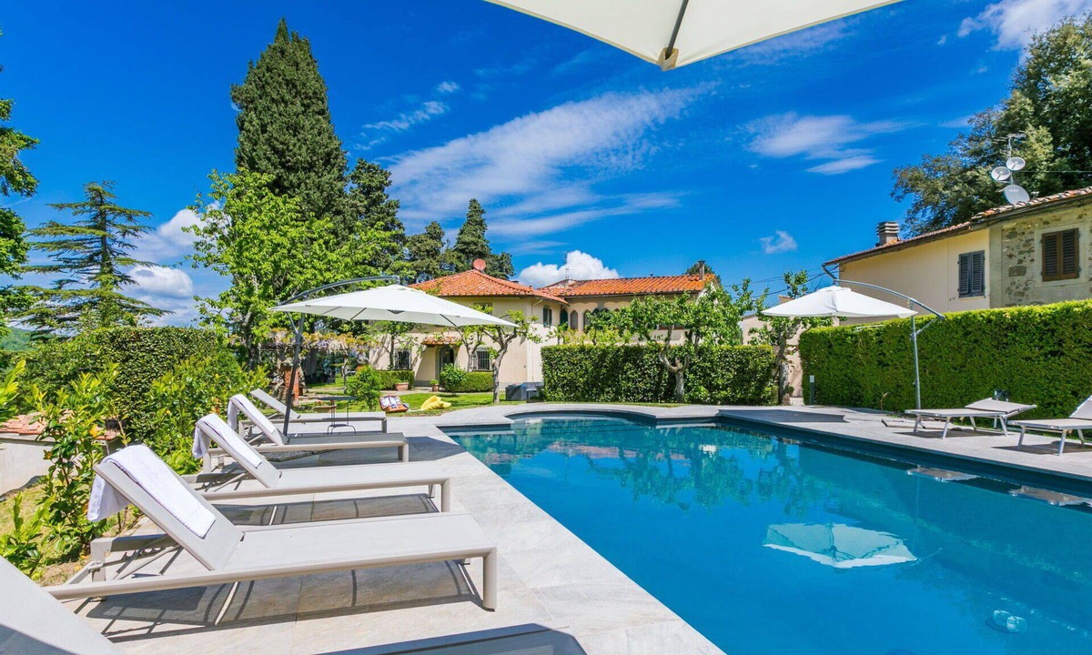Torsoli Villa | Beautiful apartment in villa for 10 guests with private pool, WIFI, TV, terrace and pets allowed