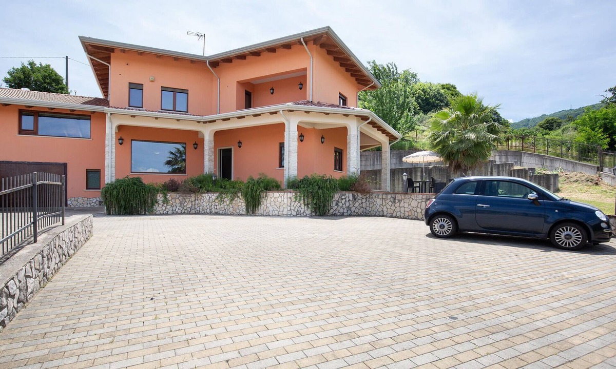 Rende House | Beautiful home in Rende -CS- with WiFi