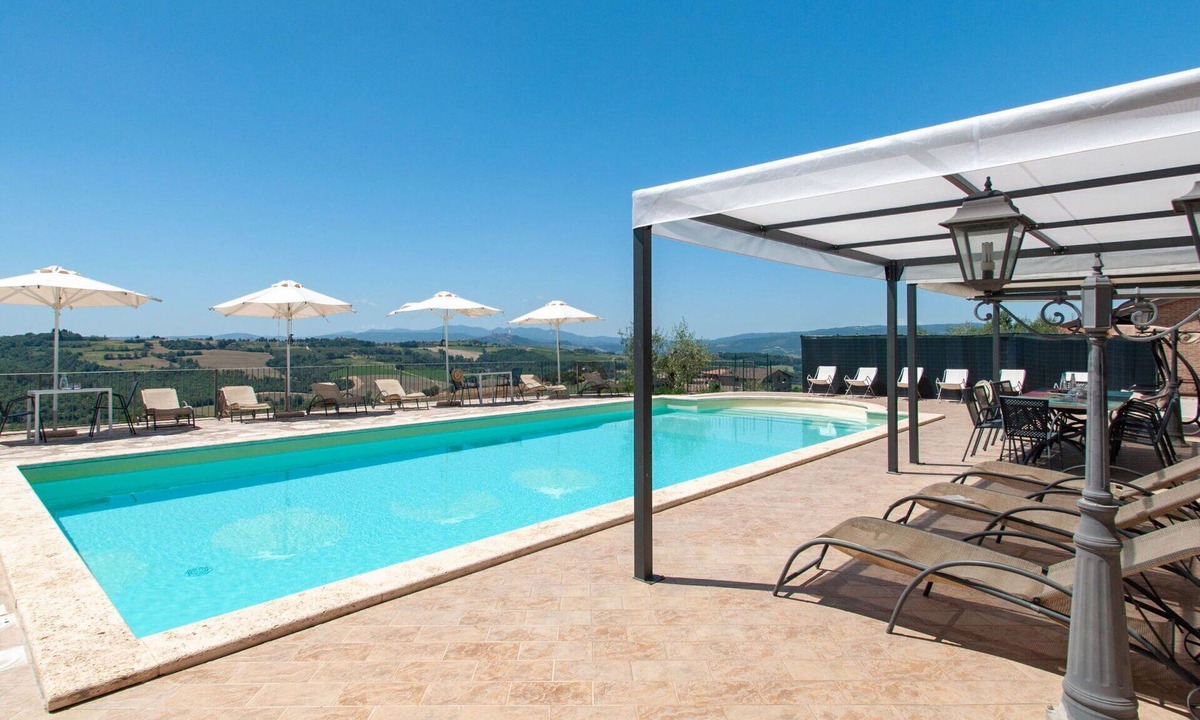 Loreto Villa | Beautiful private villa with WIFI, private pool, A/C, TV, patio, pets allowed and panoramic view