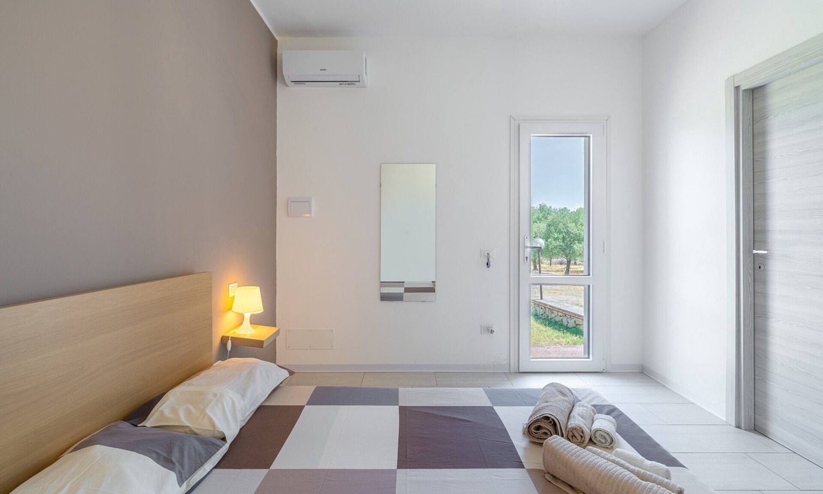 Solarino Apartment | Bedroom in Villa with Pool, Wi-Fi and Air Conditioning