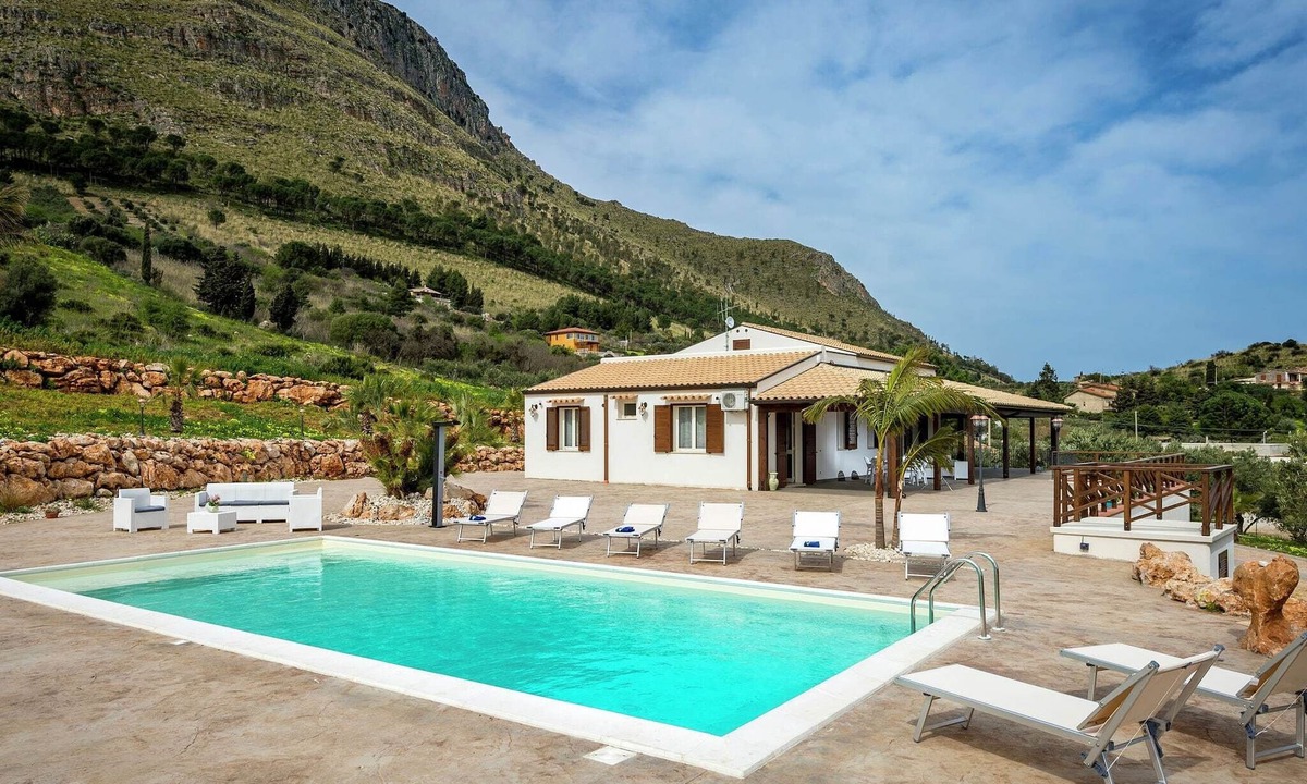 Castellammare del Golfo House | Belvilla by OYO Mari e Monti 4