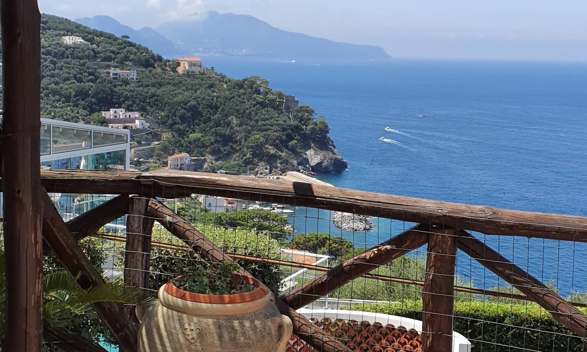 Schiazzano Ski Chalet | BLU HOME gorgeous chalet nestled in a lemon grove overlooking Capri