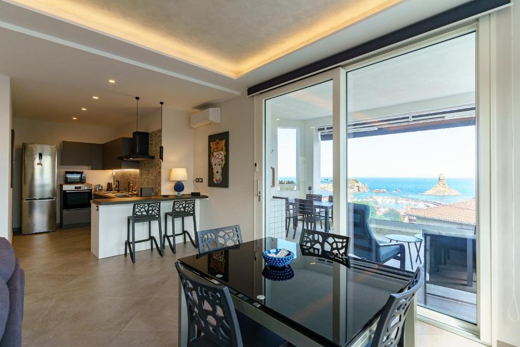 Aci Trezza House | Blu Mediterraneo - Sea View Luxury House