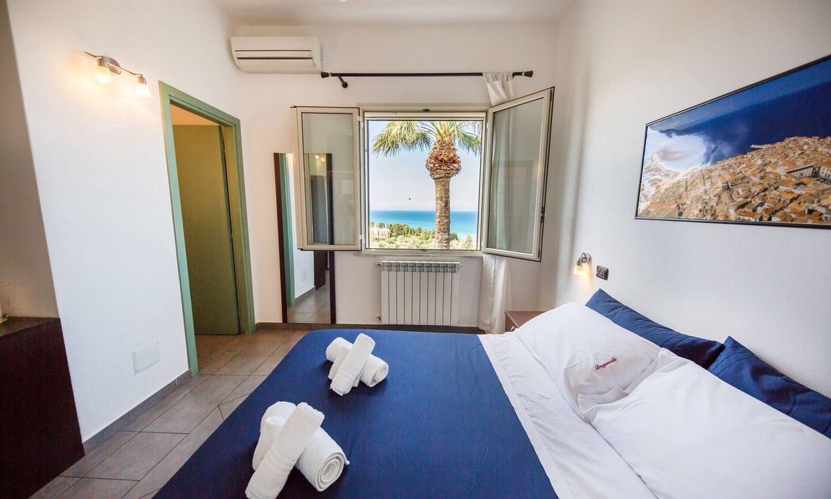 Cefalu Bed & Breakfast | Bouganville B&B