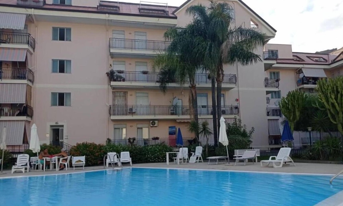 Calatabiano Apartment | Bouganville Residence - Family apartment with swimming pool, sports field, park.