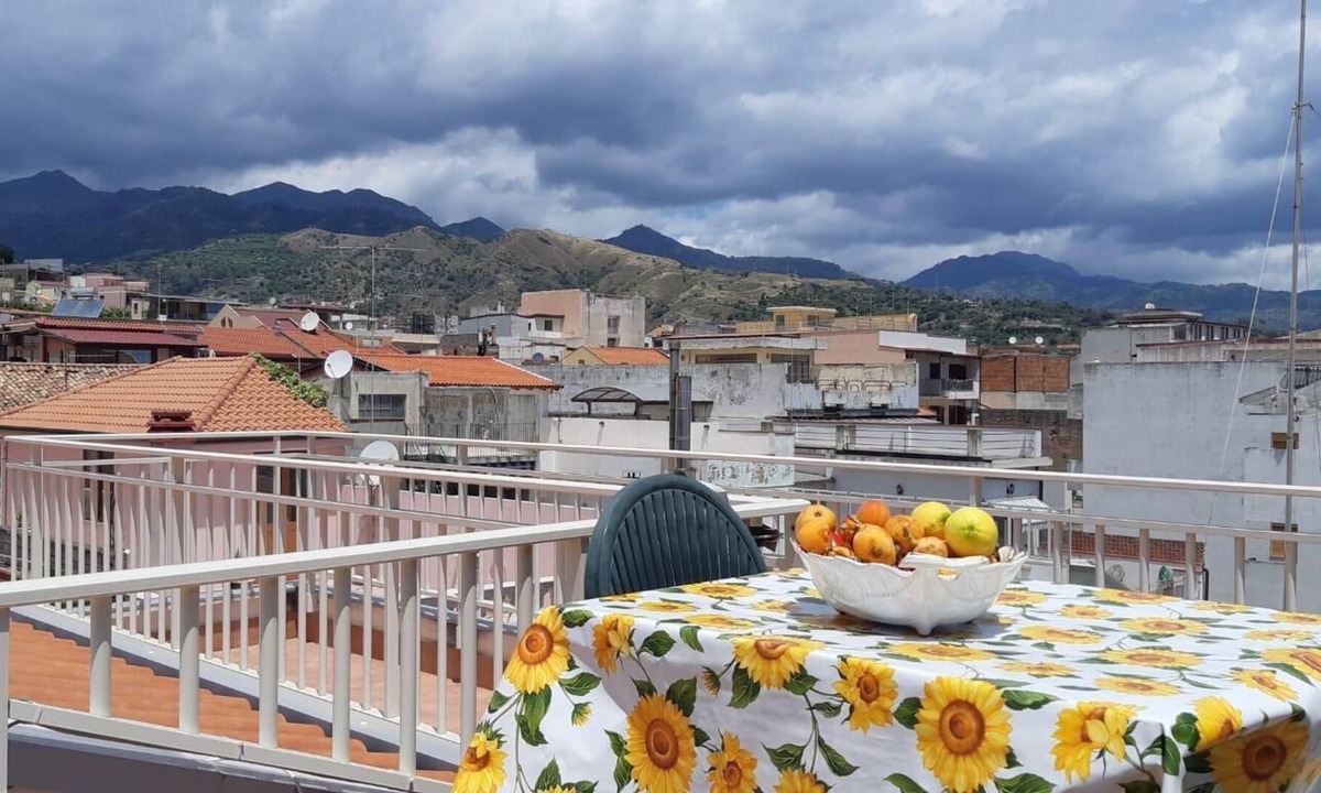 Furci Siculo House | bright attic
