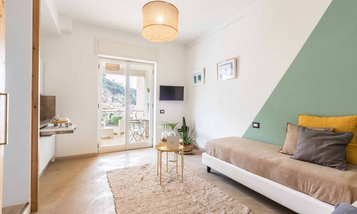 Sorrento Historic Centre Apartment | Bright&Modern in the heart of Sorrento's Old Town