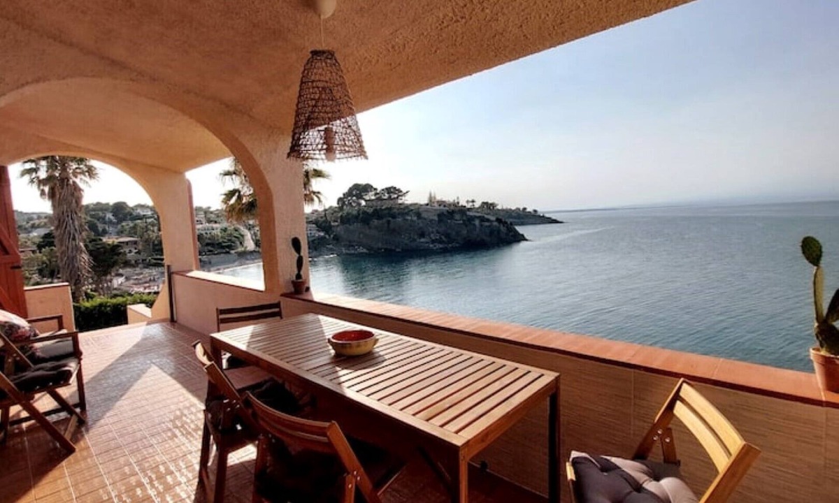 Costa Saracena-Castelluccio Villa | Casa sulla Baia · Seafront · Etna View · Near Brucoli, Sicily