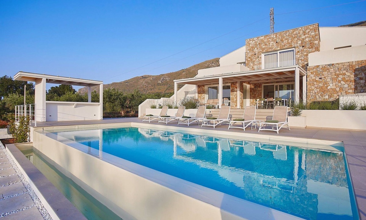 Castellammare del Golfo Villa | Casa Aurora di Guidaloca | Scopello | Modern Retreat | Pool & Terrace | Near.